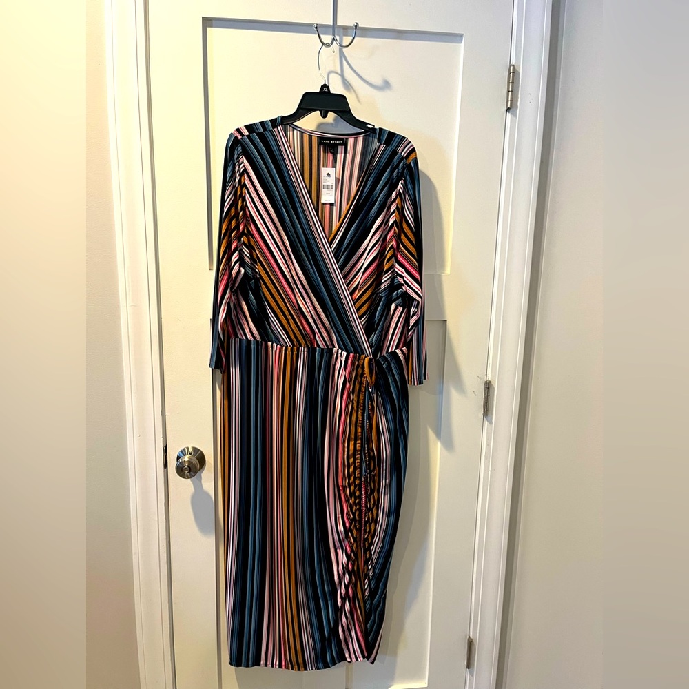 Lane Bryant Women's Surplice Neck Side-Ruched 3/4 Sleeve Midi Dress
